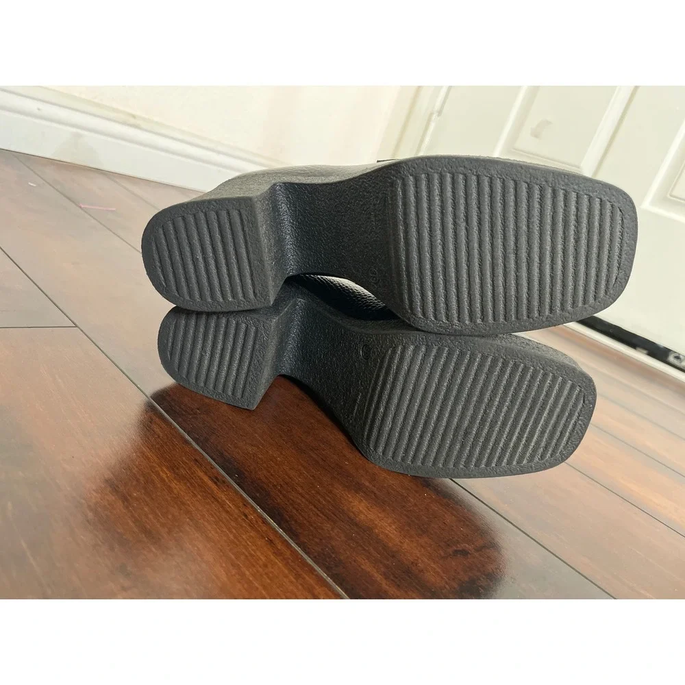 Intentionally Blank Dex Platform Heel Chunky Leather‎ size 39 Goth Grunge Mint